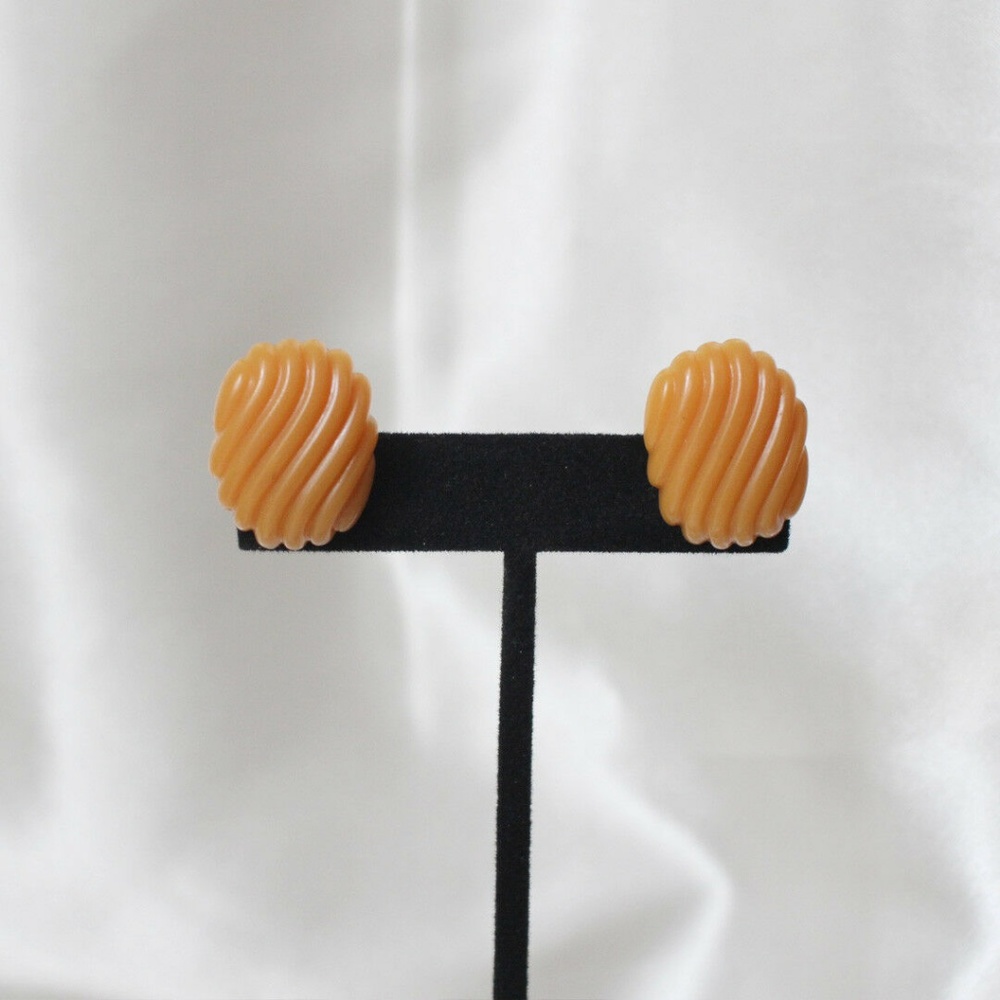 VINTAGE Orange Oval Ribbed Textured Earrings
